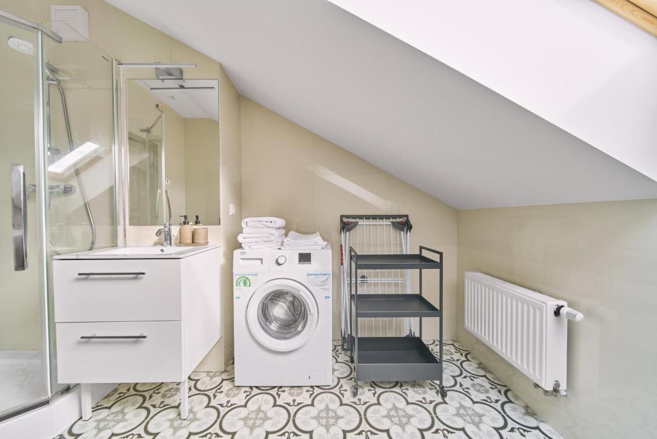 Modern Two-Bedroom Apartment, Vilnius City Centre Kültér fotó